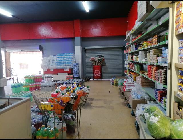 700M² BUSINESS FOR SALE IN STILFONTEIN EXT 2